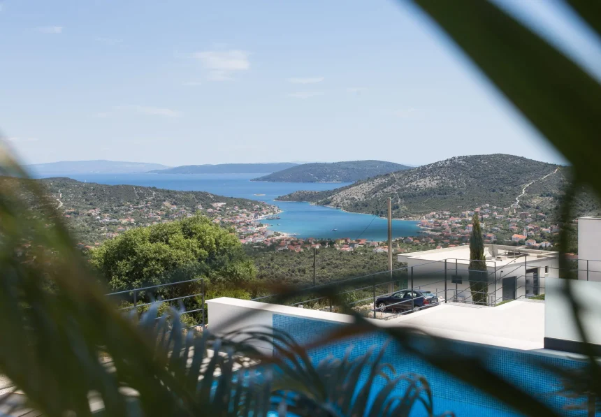 Our luxurious pool is delightful to sit in overlooking the ocean and mountains. Cool down in the crystal clear pool and enjoy Dalmatia.